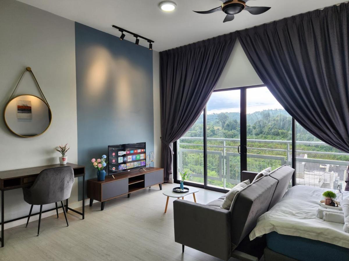 Taman Equine Comfy Studio#Greenery View#4 Pax#Aeon Mall Seri Kembangan Zewnętrze zdjęcie