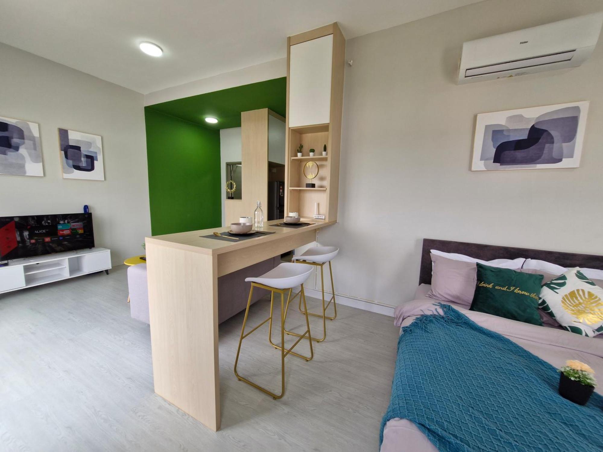 Taman Equine Comfy Studio#Greenery View#4 Pax#Aeon Mall Seri Kembangan Zewnętrze zdjęcie